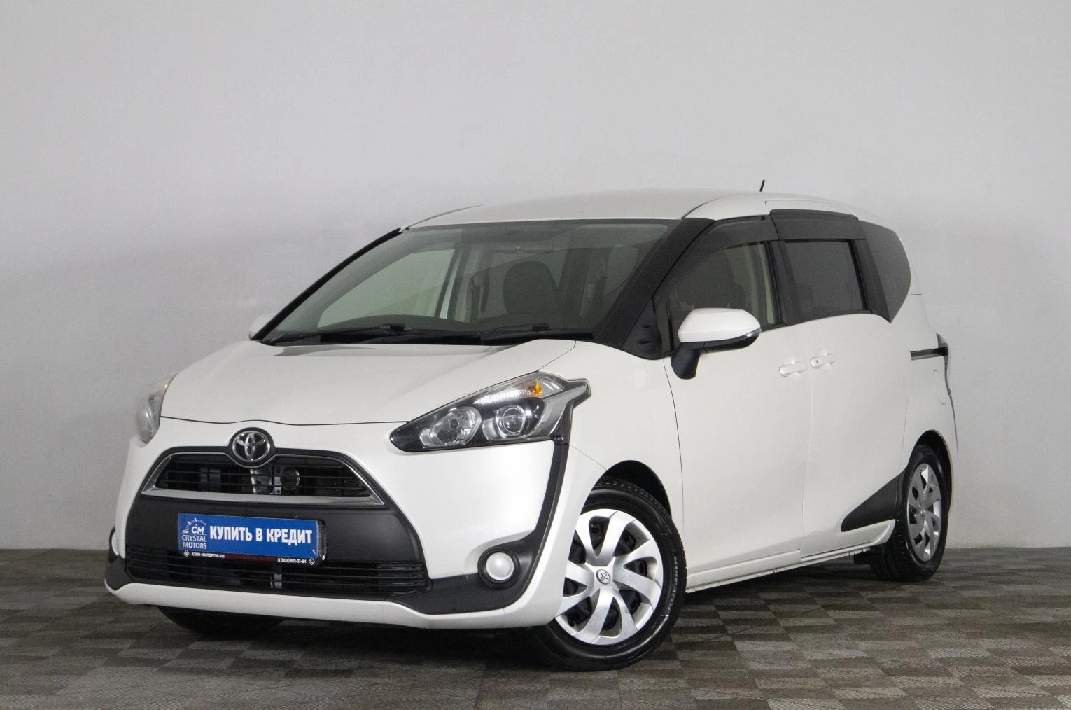 Toyota Sienta 3 из 19