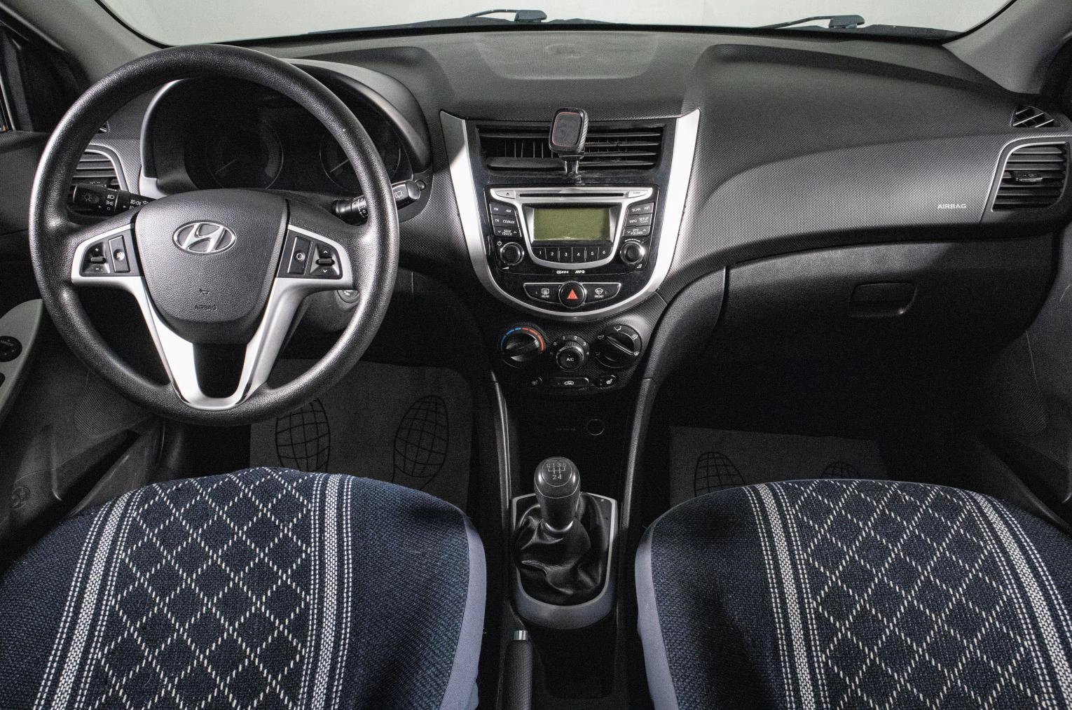 Hyundai Solaris 14 из 18