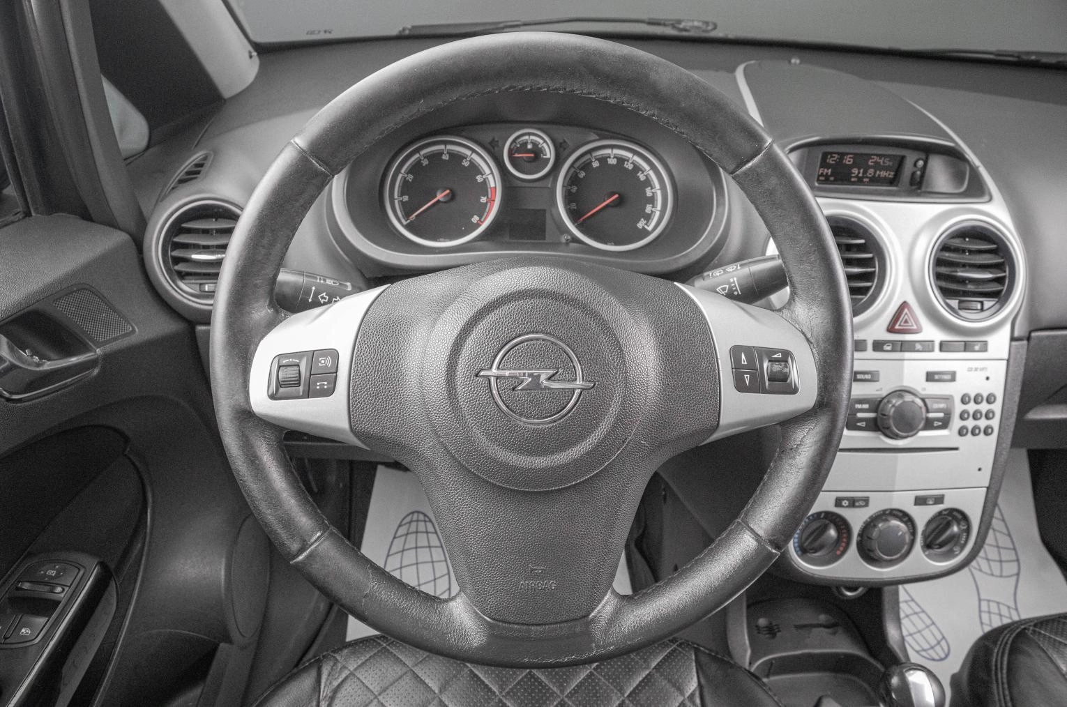 Opel Corsa 11 из 19