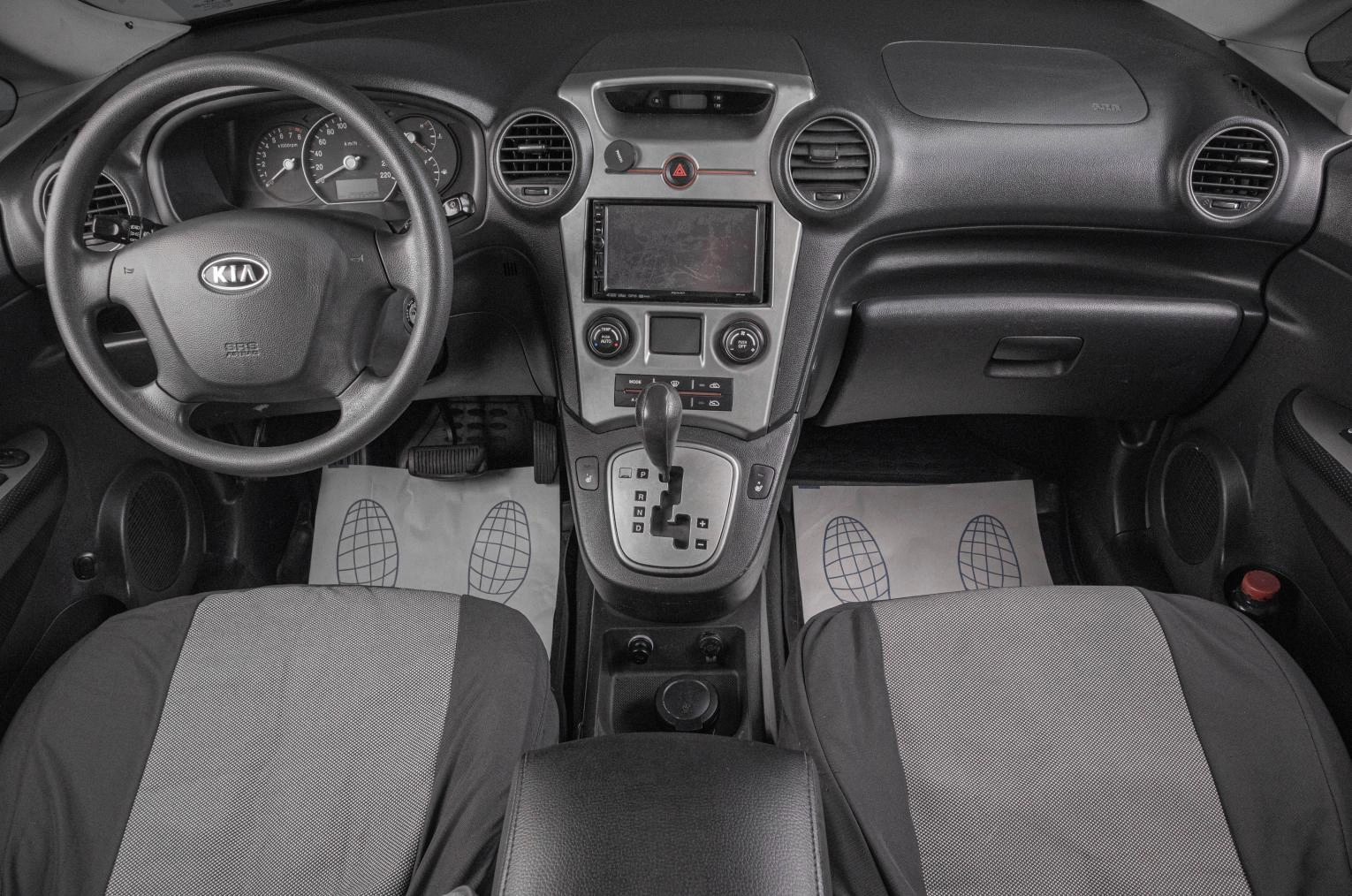 KIA Carens 7 из 17