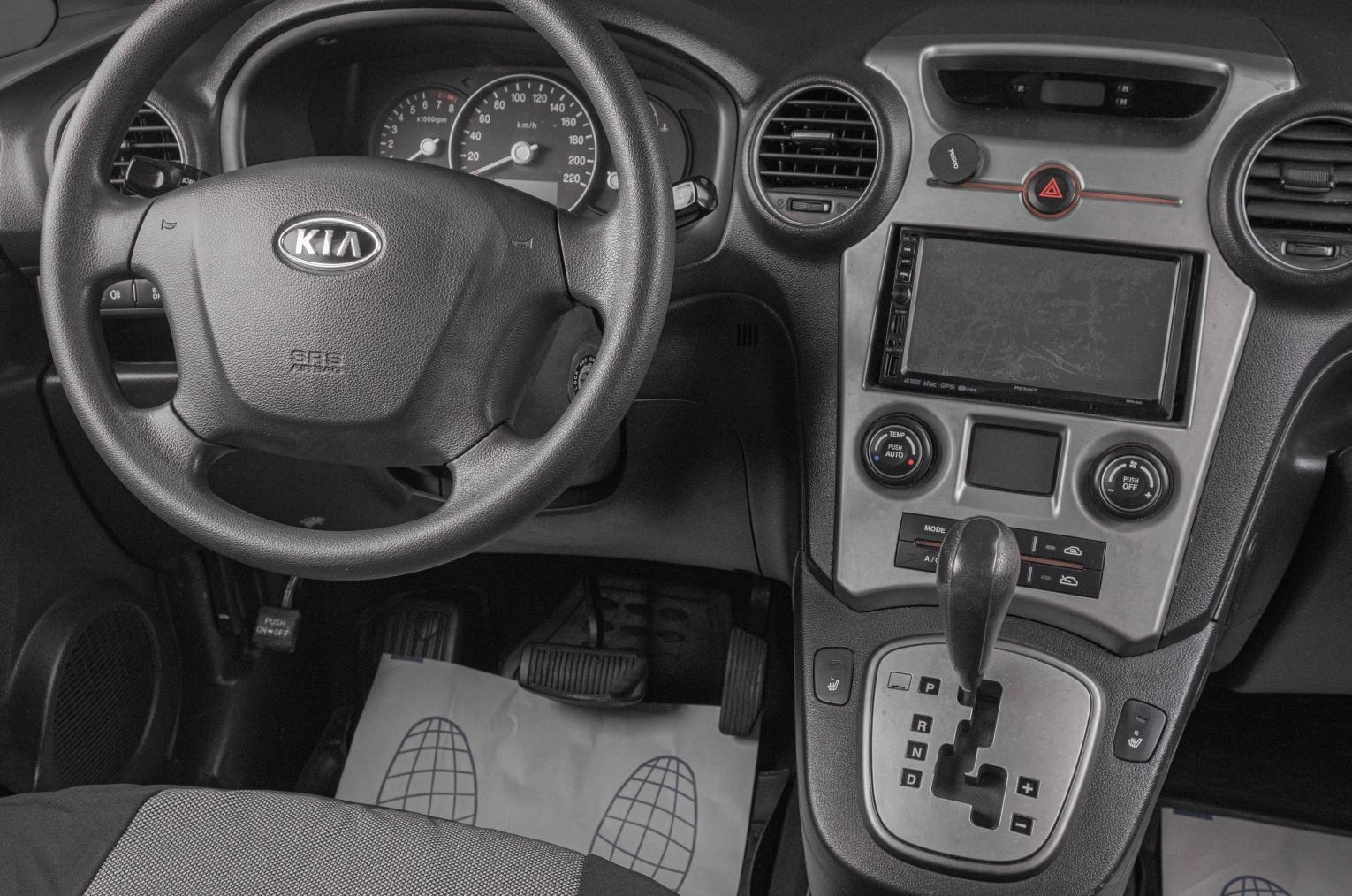 KIA Carens 14 из 17