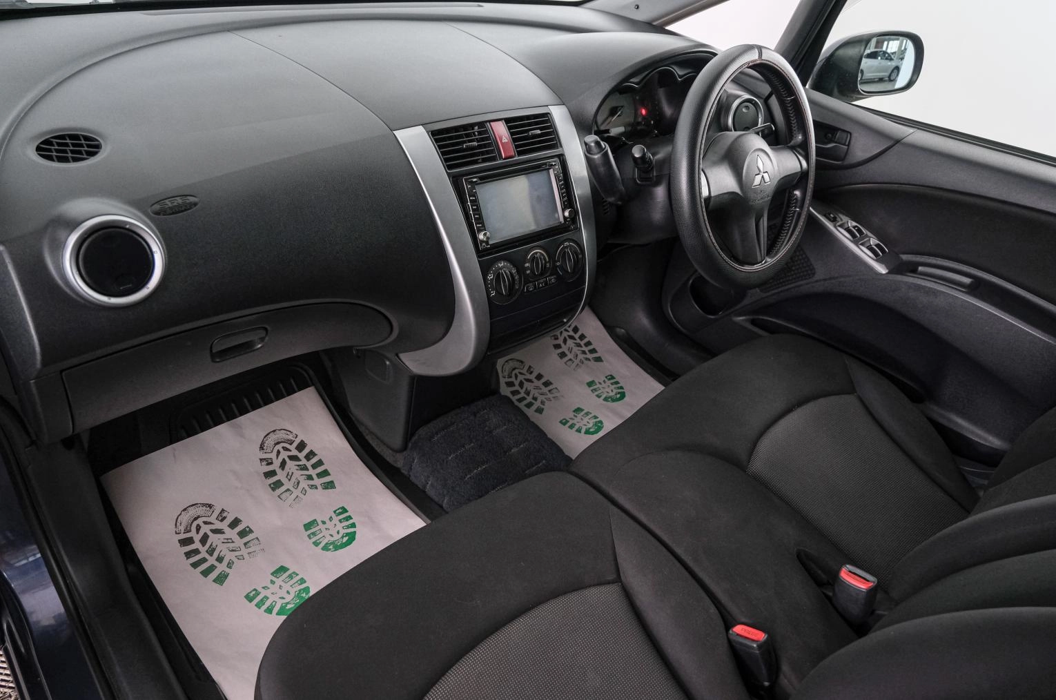 Mitsubishi Colt 12 из 20