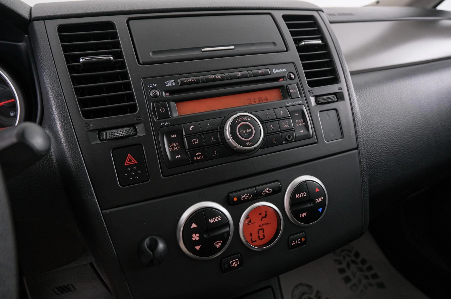 Nissan Tiida 15 из 21