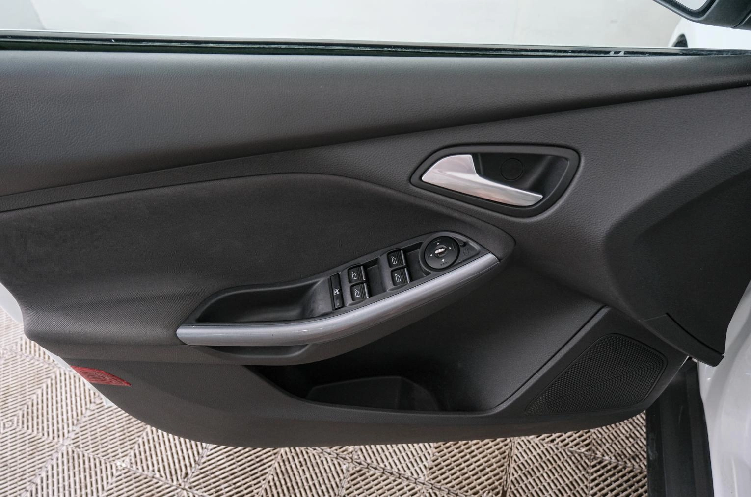 Ford Focus 19 из 22