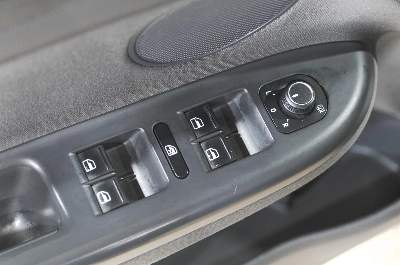 Volkswagen Golf Plus 16 из 21