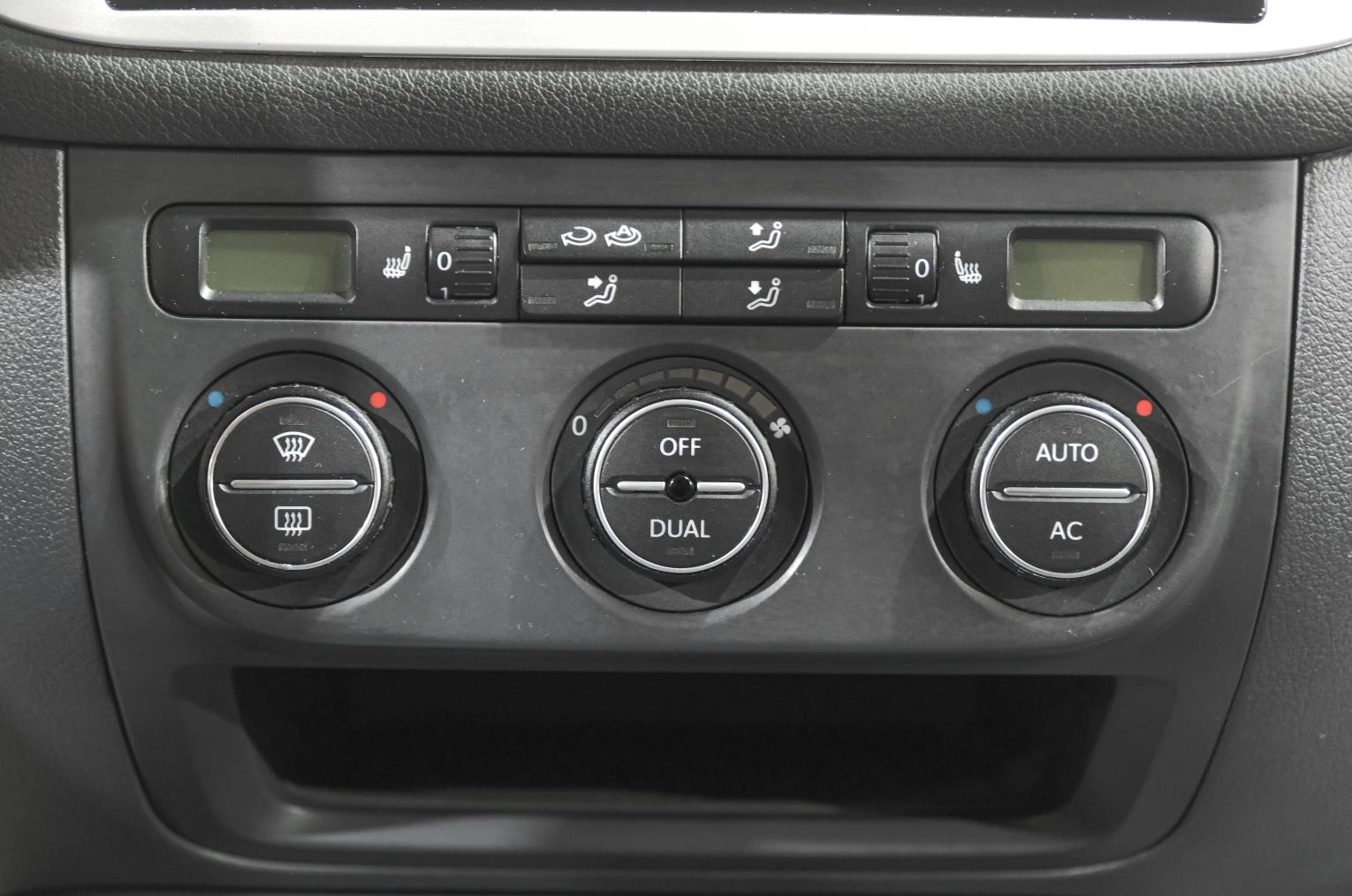 Volkswagen Golf Plus 14 из 21