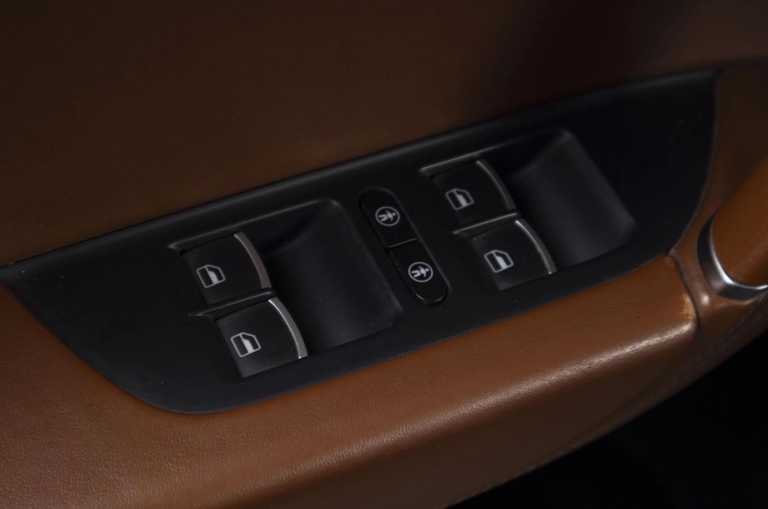 Volkswagen Touareg 16 из 23