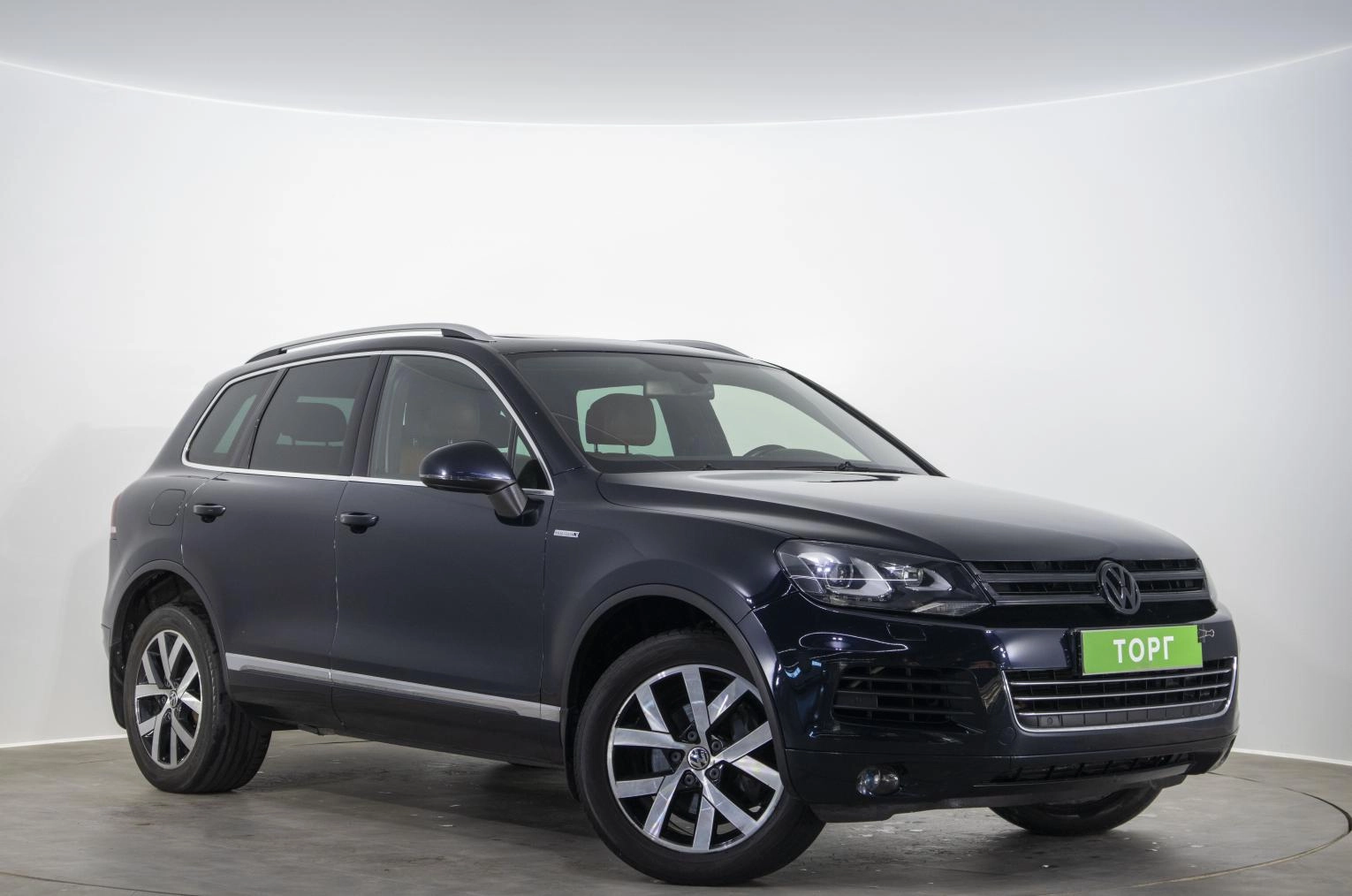 Volkswagen Touareg 1 из 23