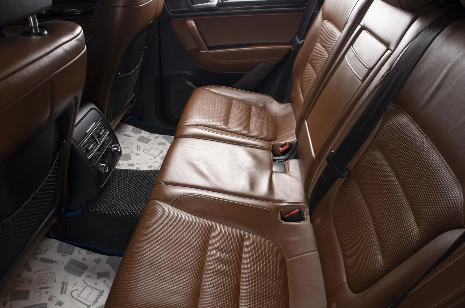 Volkswagen Touareg 22 из 23