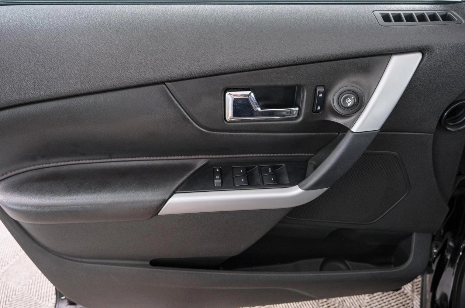 Ford Edge 19 из 22