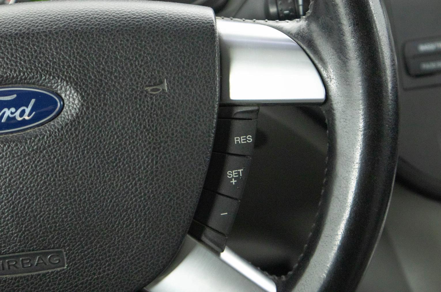 Ford C-MAX 19 из 21