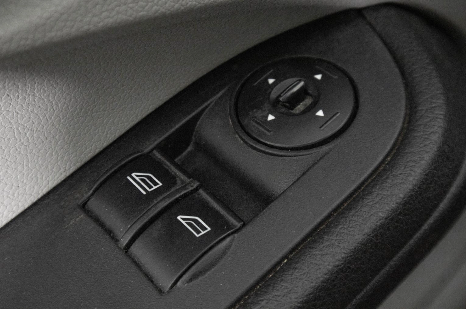 Ford C-MAX 20 из 21