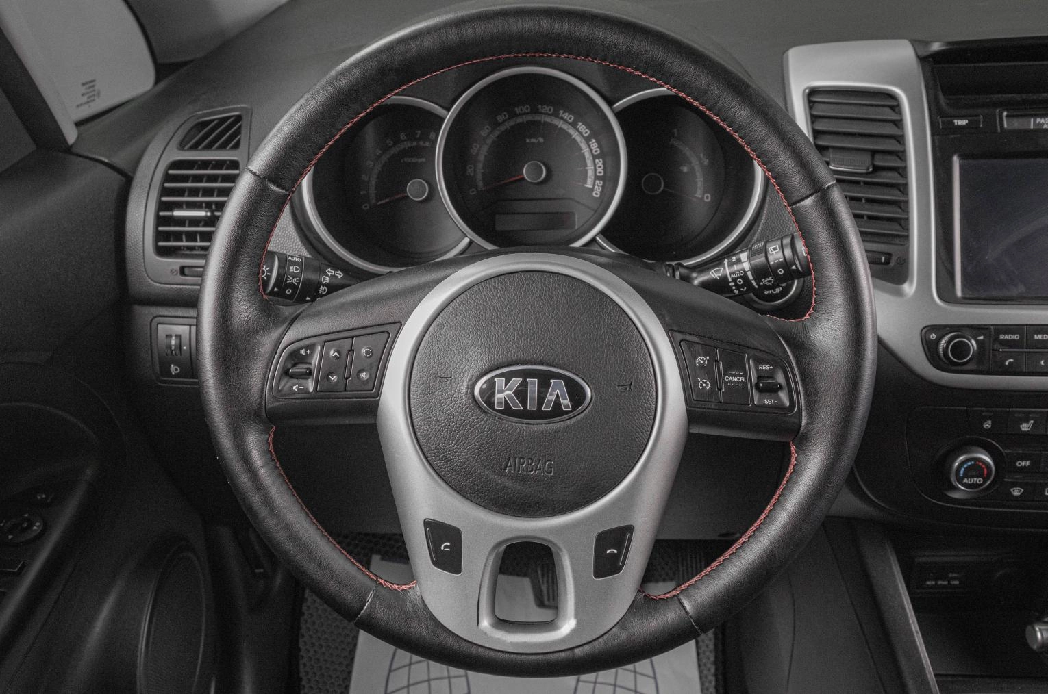 KIA Venga 11 из 21