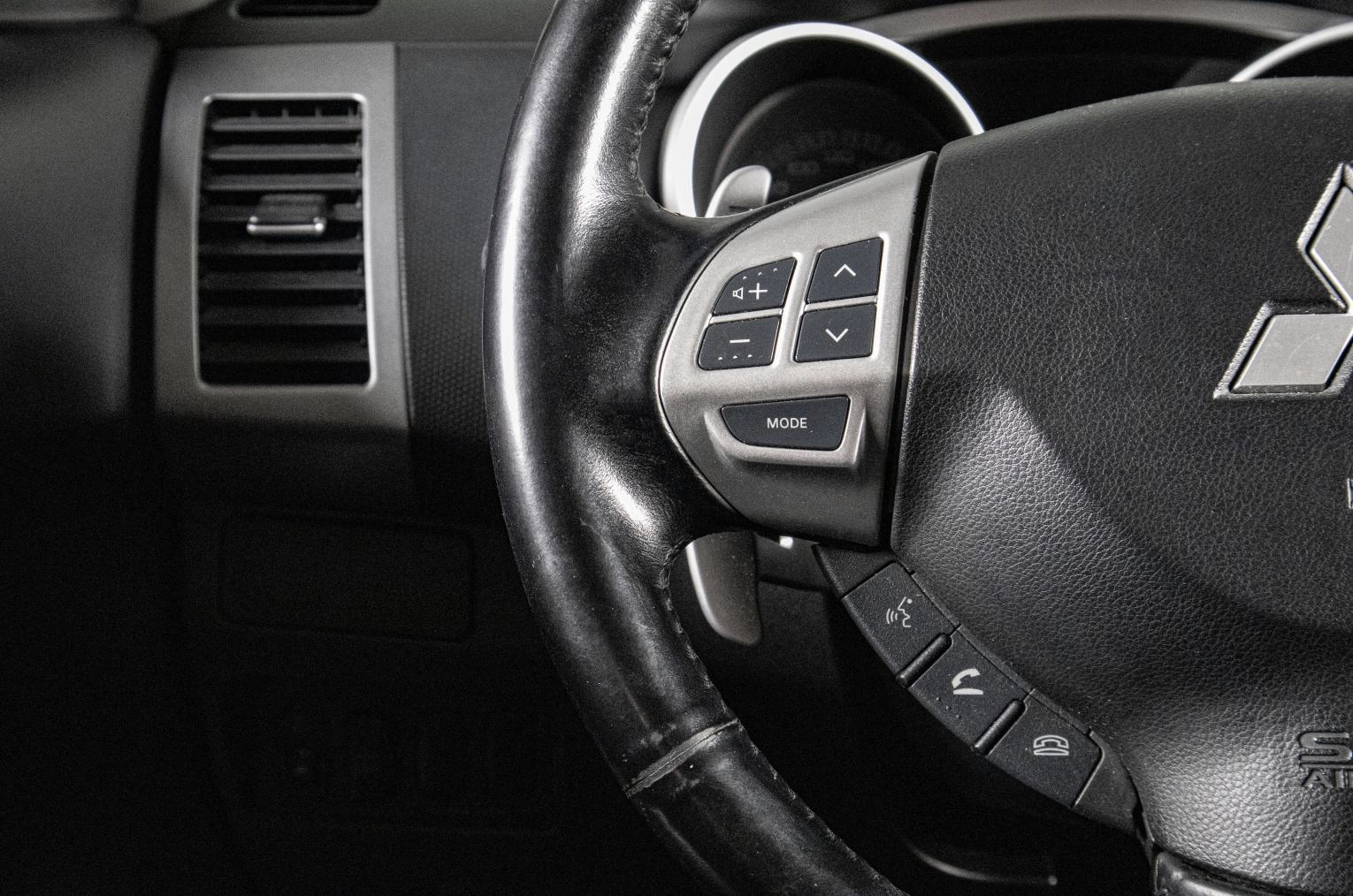 Mitsubishi Outlander 10 из 18