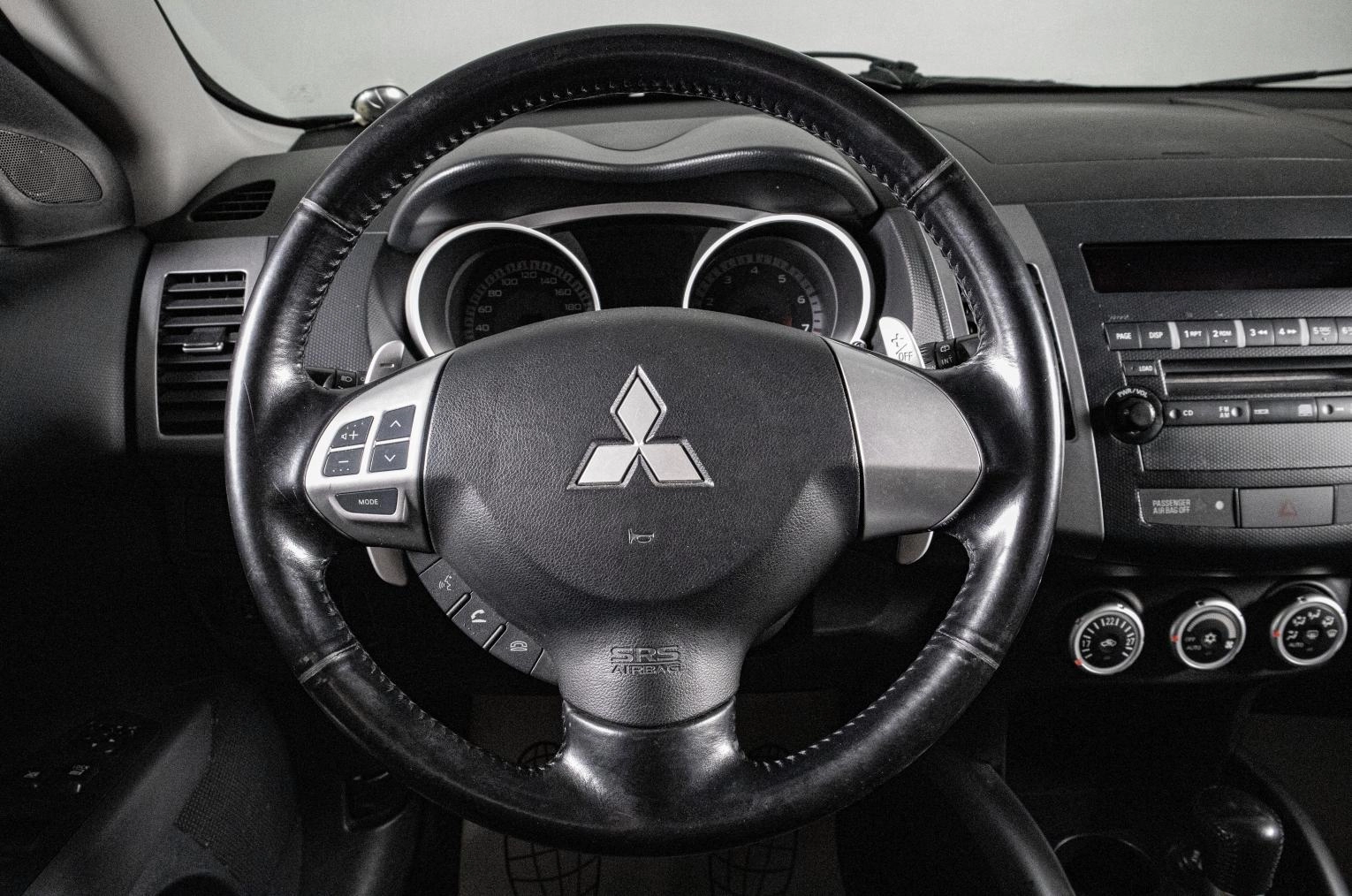 Mitsubishi Outlander 11 из 18