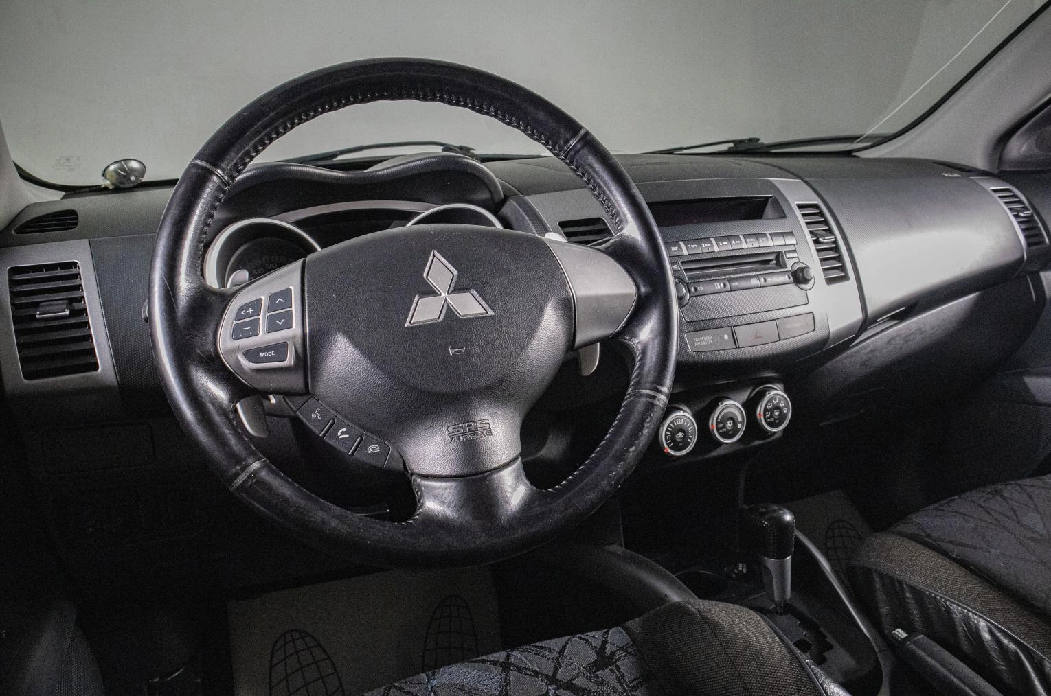 Mitsubishi Outlander 12 из 18