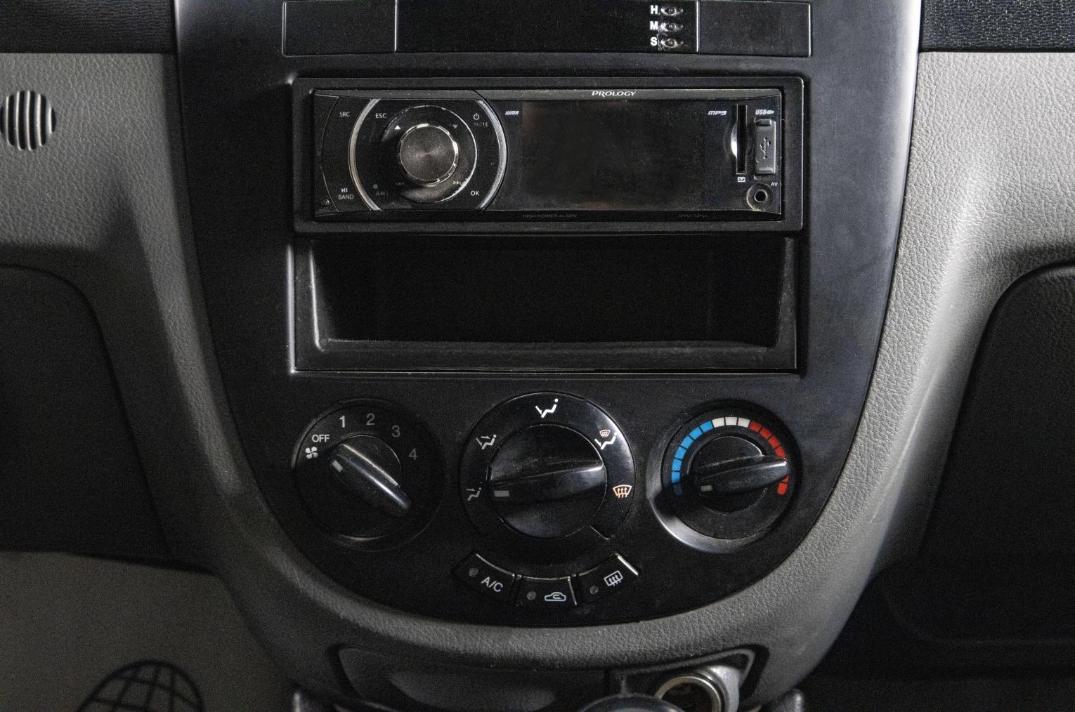 Daewoo Gentra 13 из 16