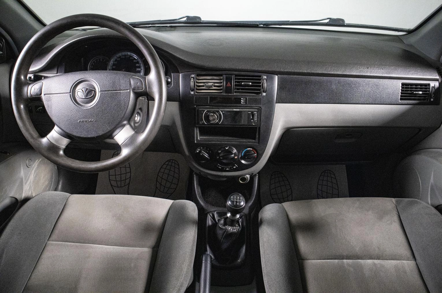 Daewoo Gentra 12 из 16