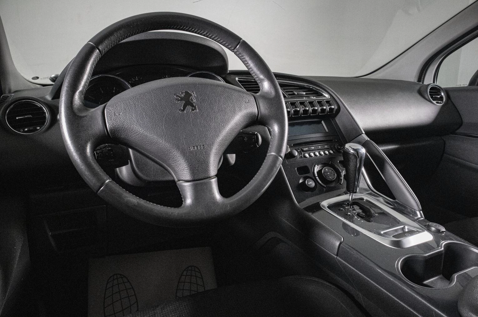 Peugeot 3008 11 из 17