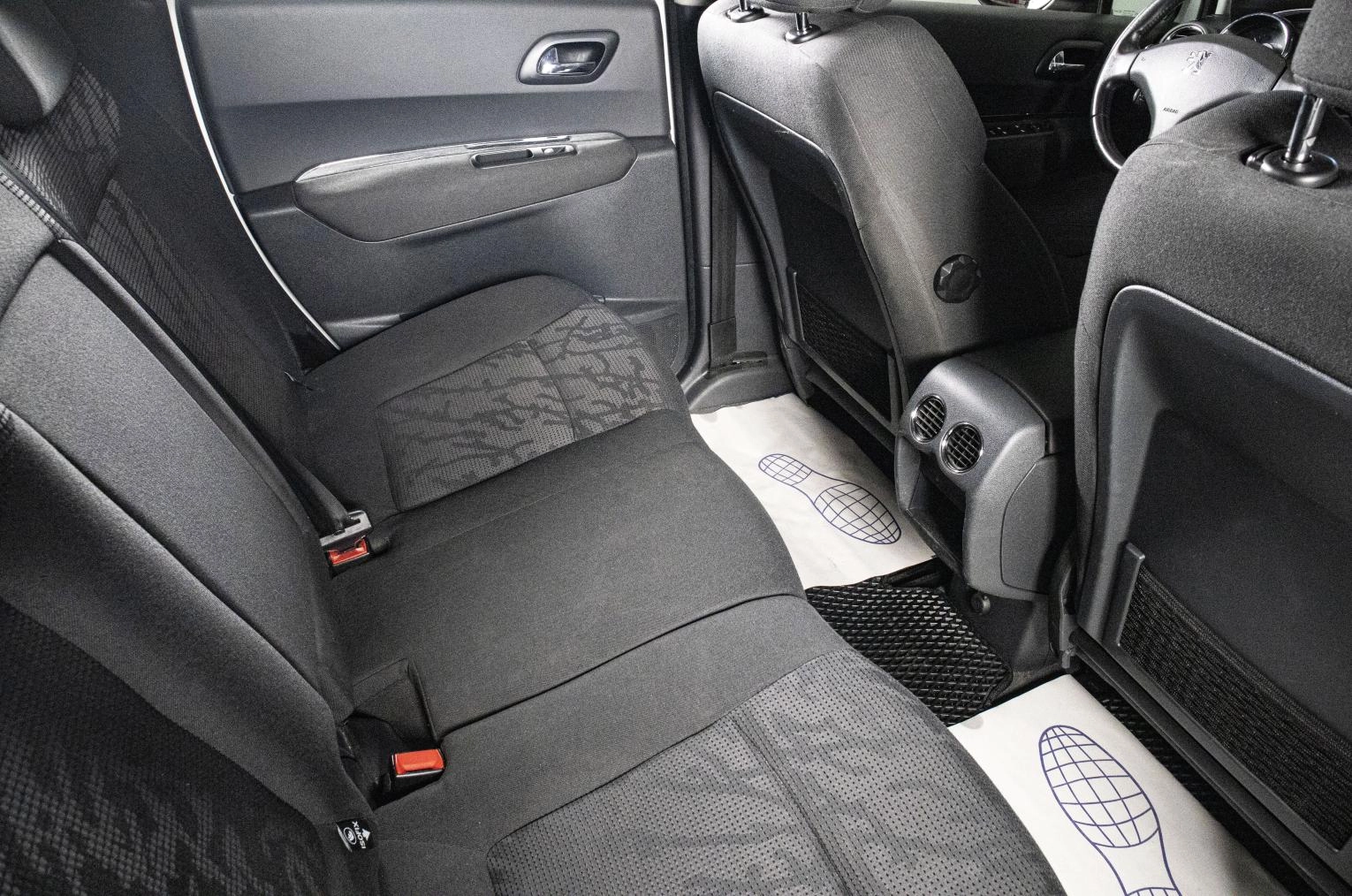 Peugeot 3008 16 из 17