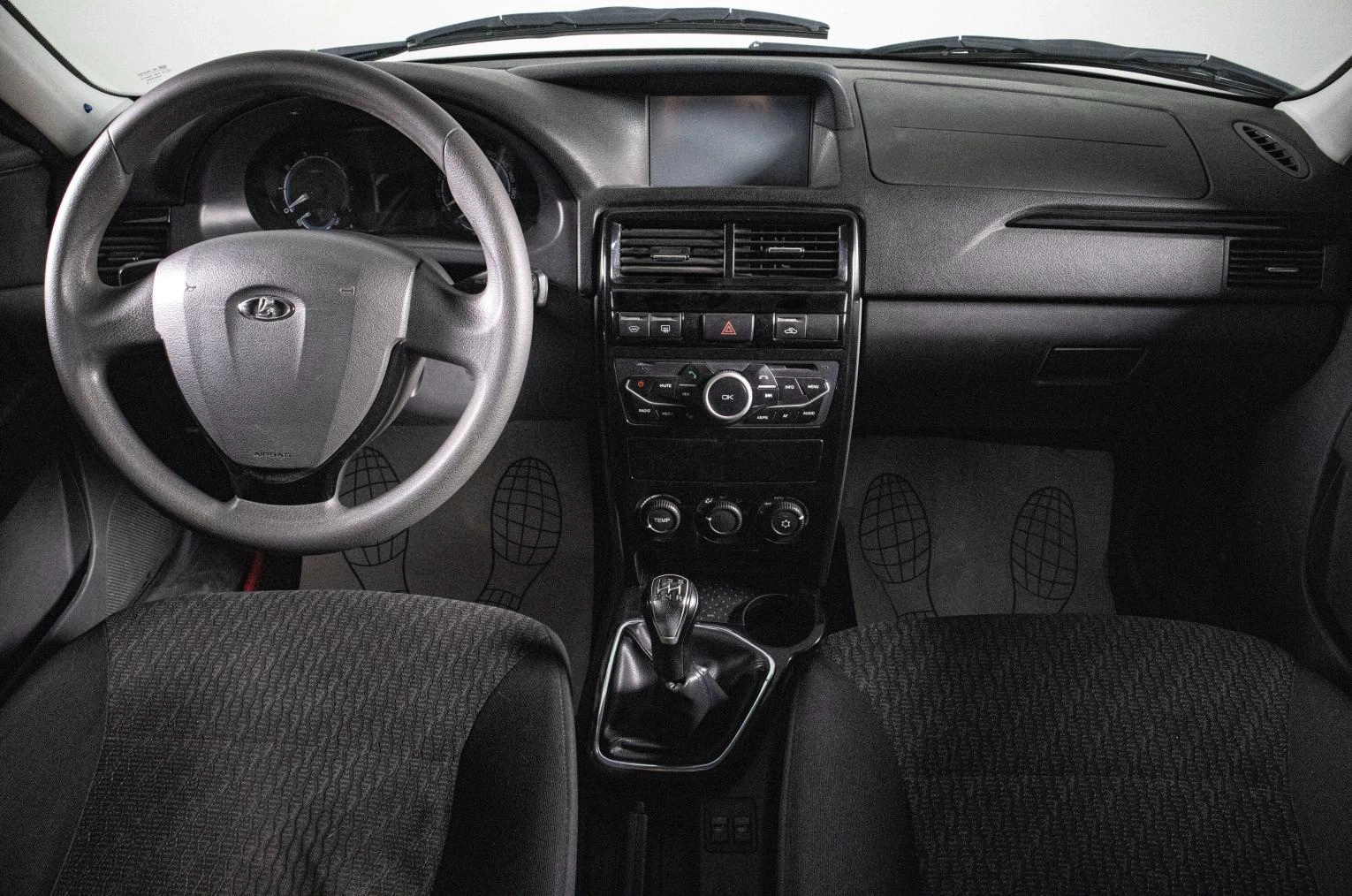 ВАЗ (LADA) Priora 12 из 17