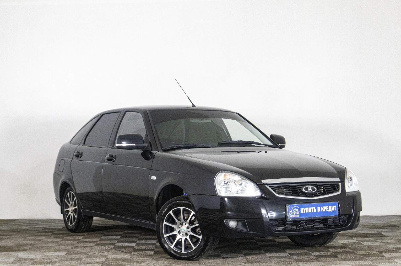 ВАЗ (LADA) Priora 1 из 17