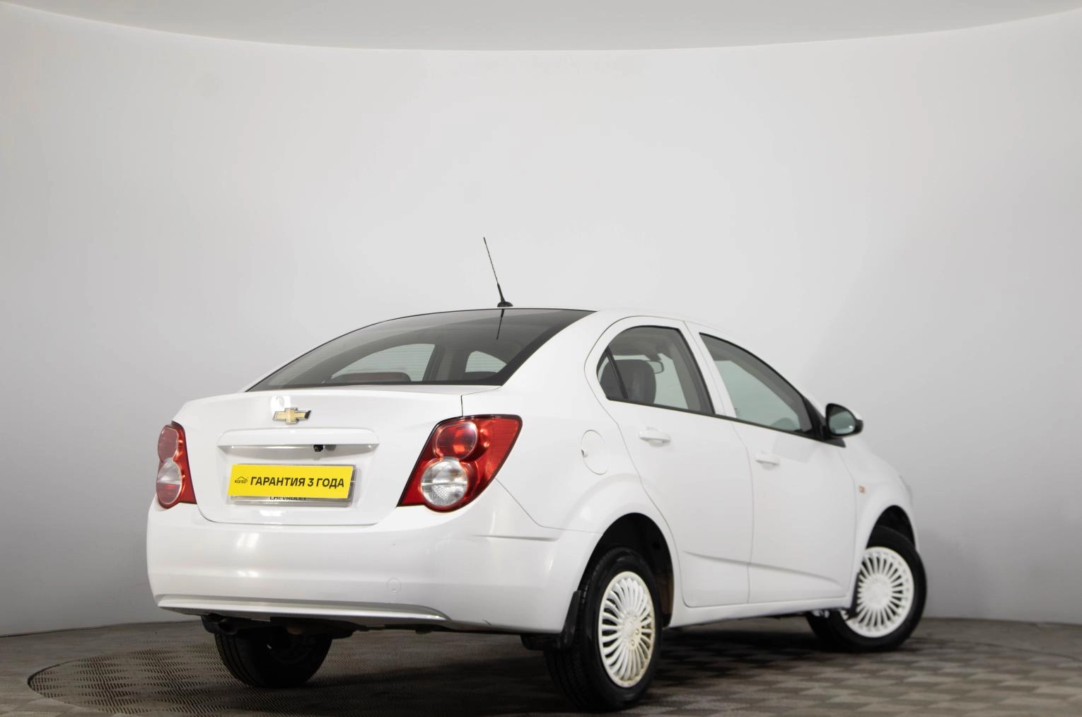 Chevrolet Aveo 5 из 19