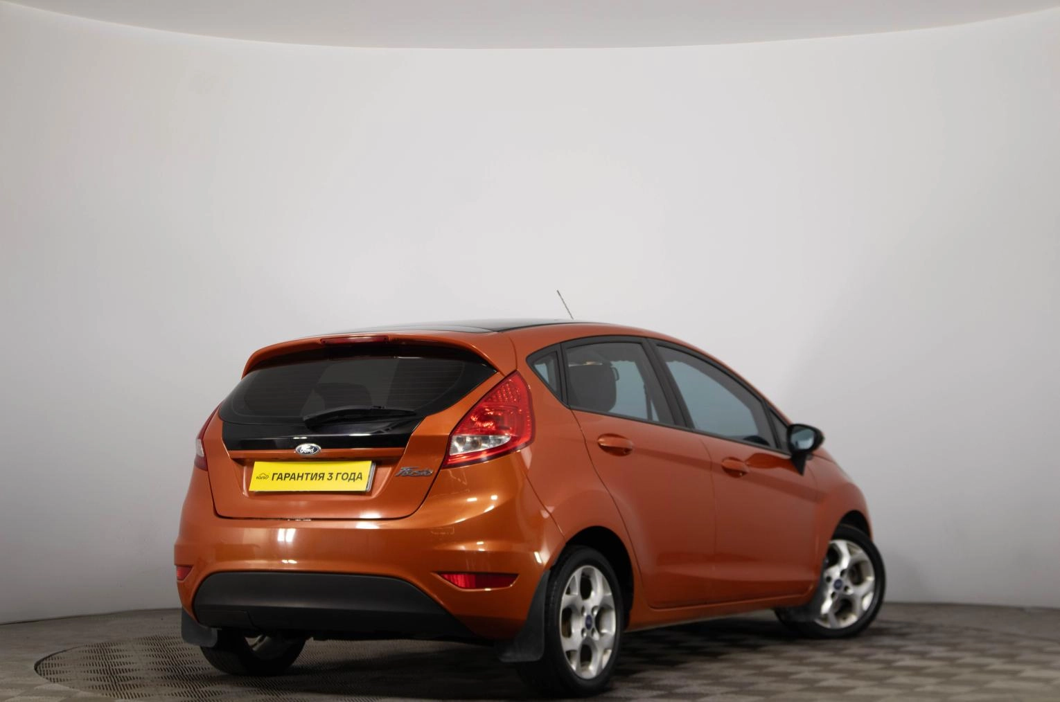 Ford Fiesta 6 из 19