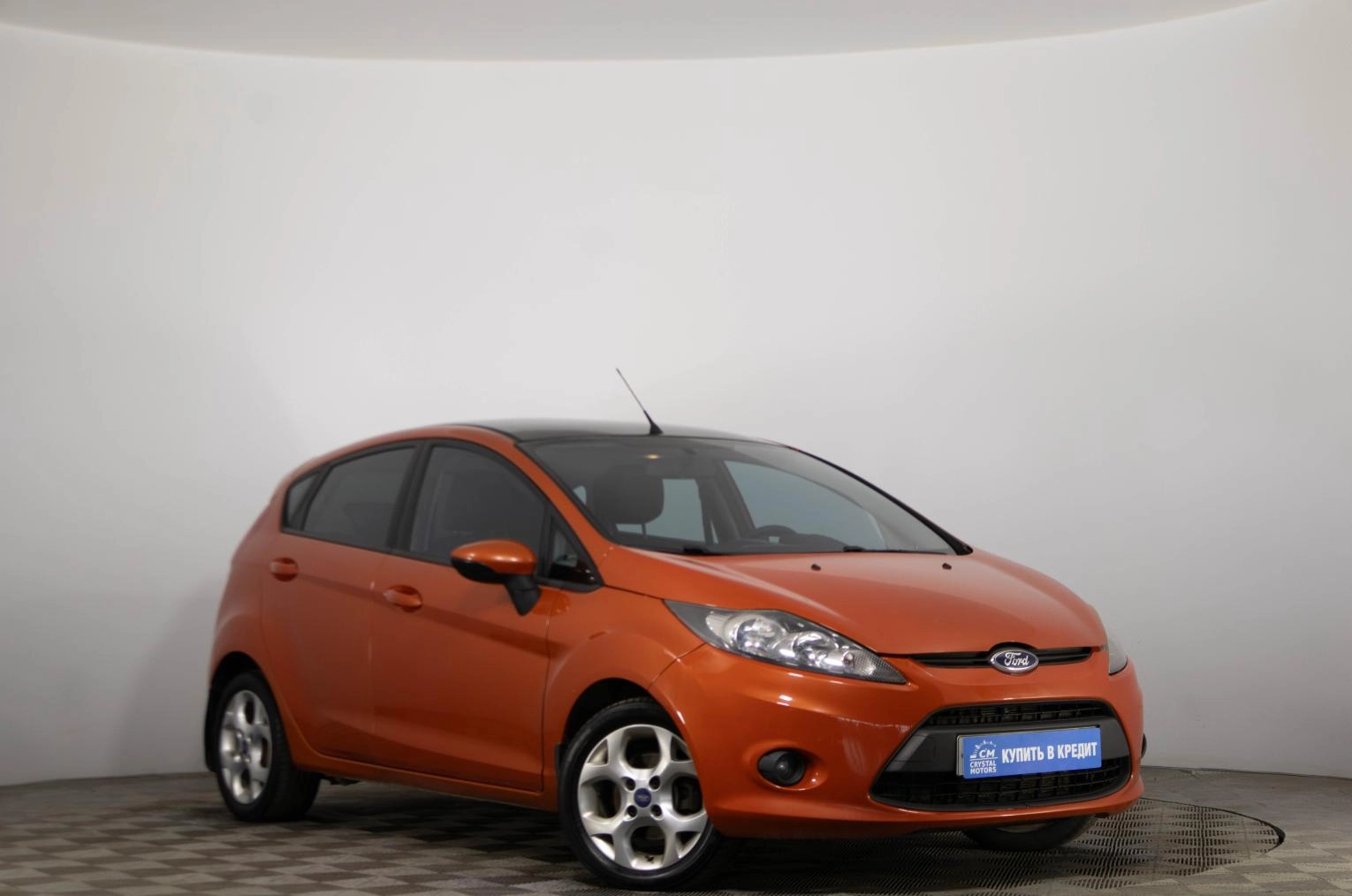 Ford Fiesta 1 из 19