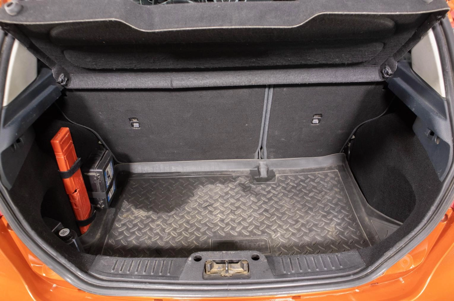 Ford Fiesta 7 из 19