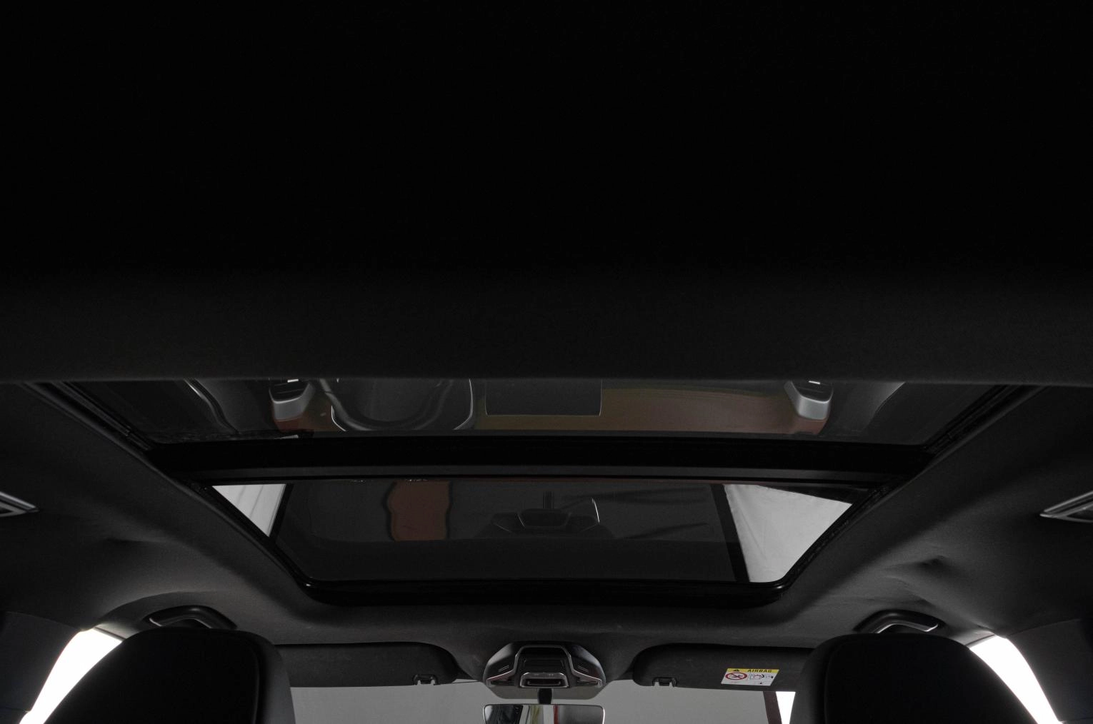 Geely Coolray 16 из 21