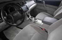 Toyota Highlander 8 из 18