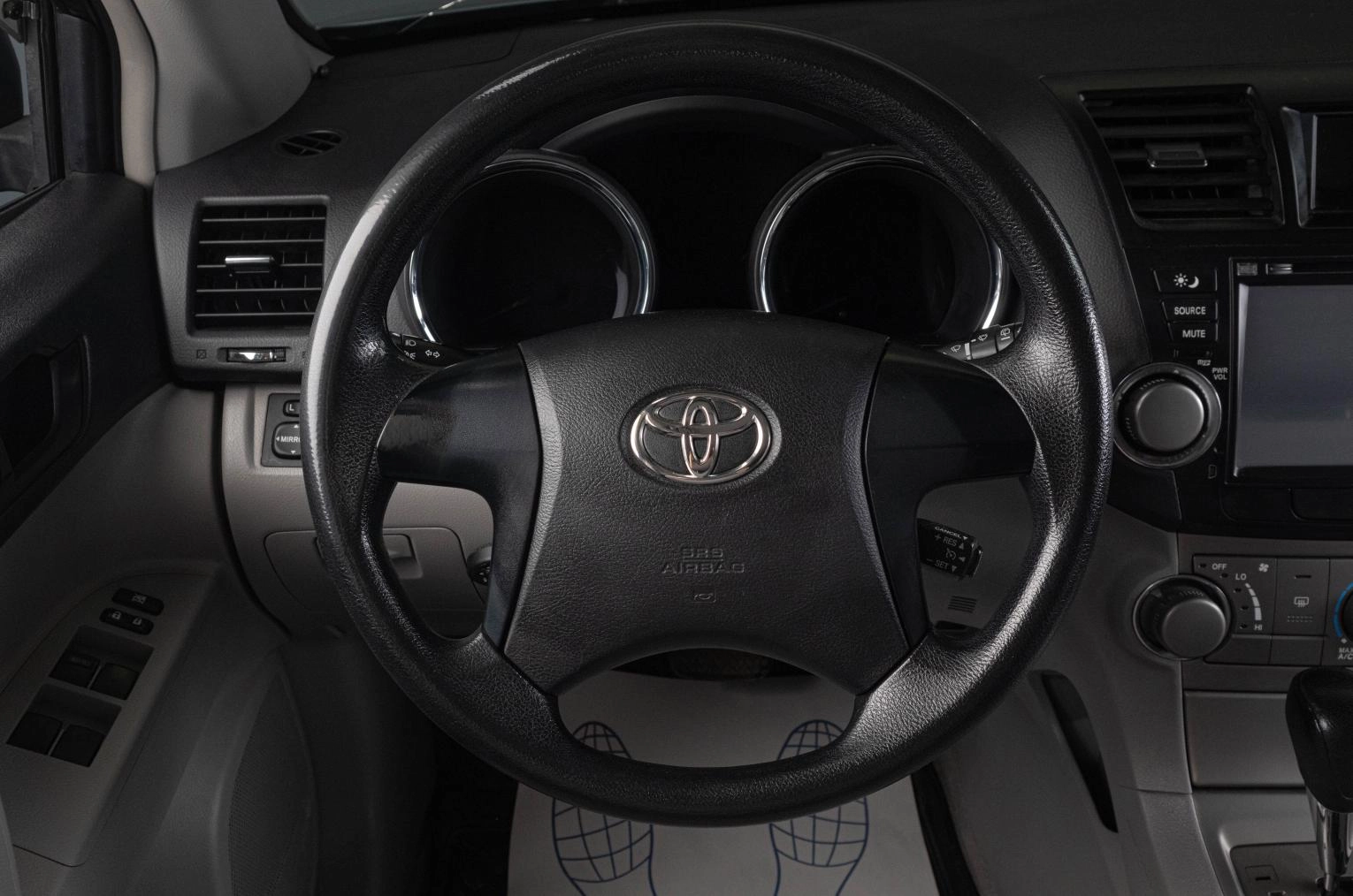 Toyota Highlander 11 из 18