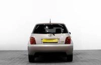 Toyota Ist 5 из 23