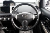Toyota Ist 13 из 23