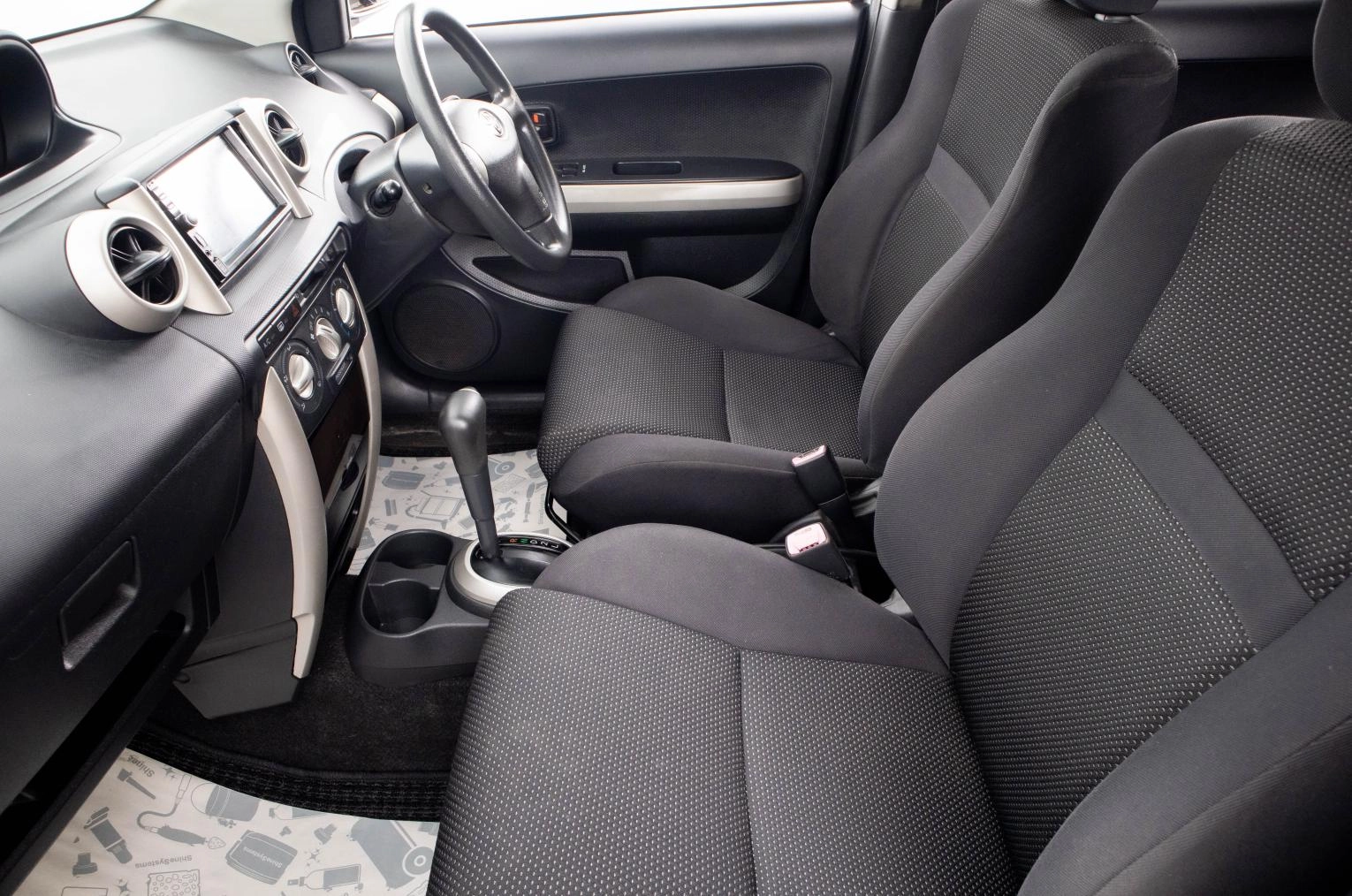 Toyota Ist 20 из 23