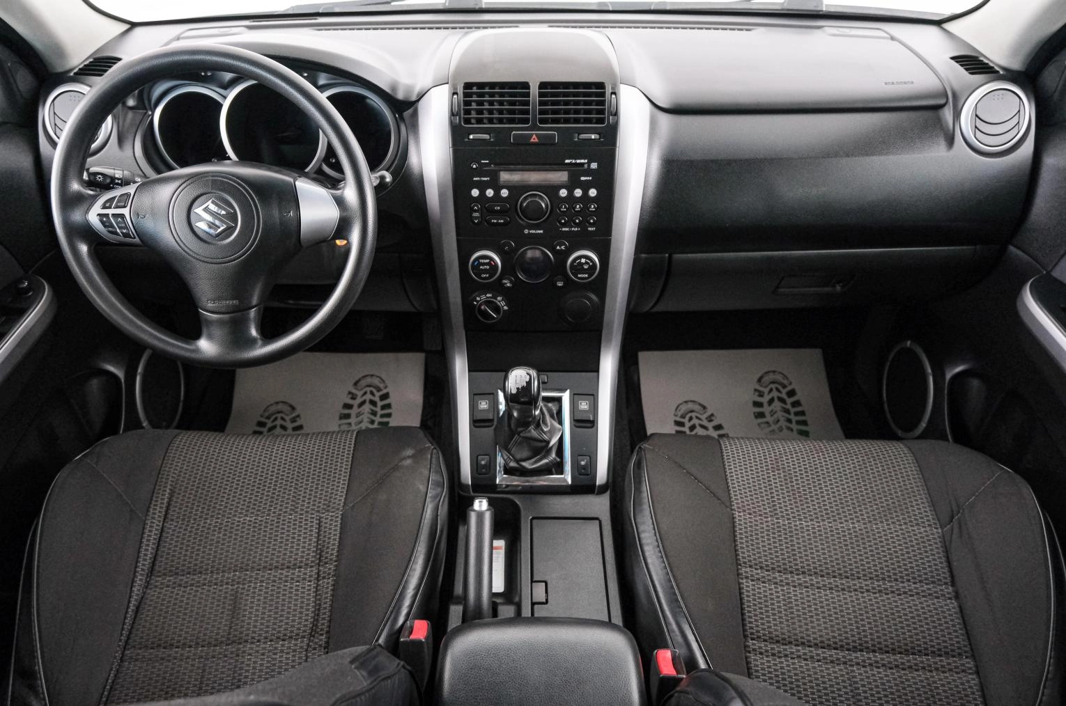 Suzuki Grand Vitara 10 из 23