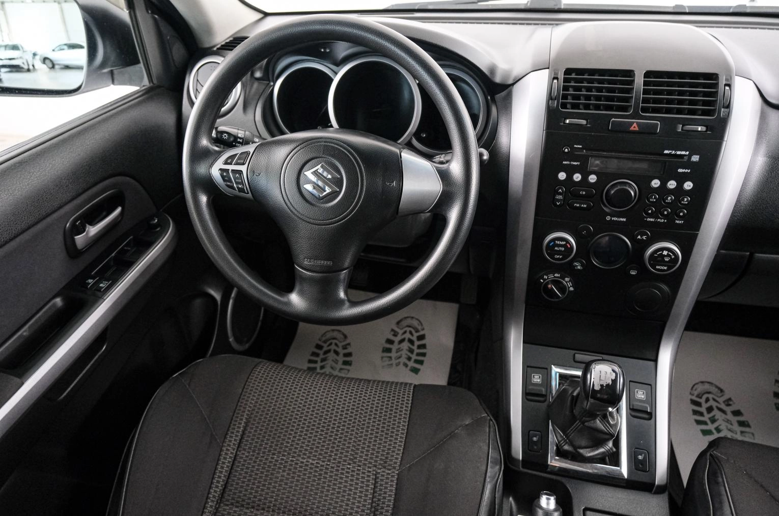 Suzuki Grand Vitara 9 из 23