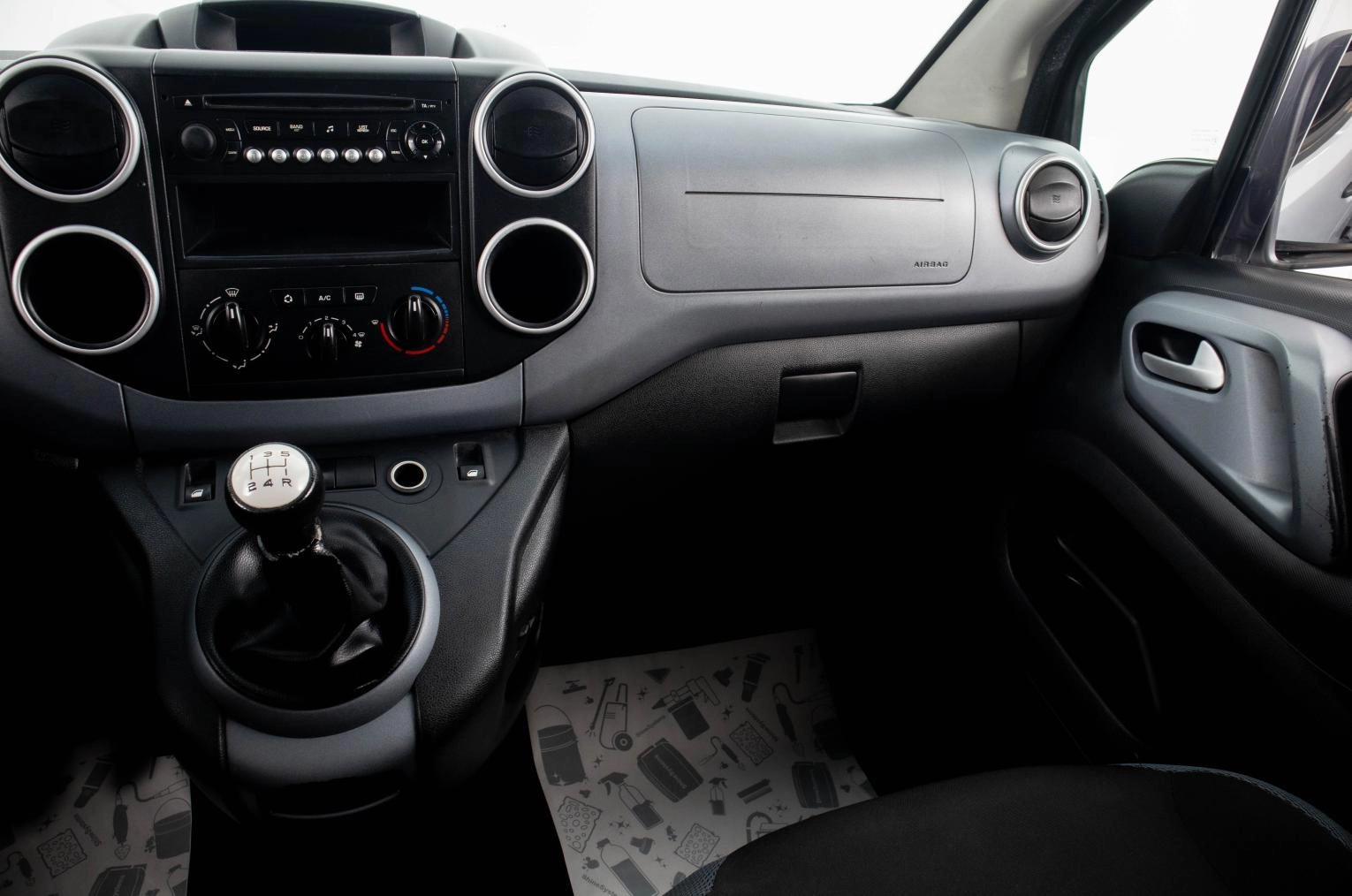Citroen Berlingo 19 из 24