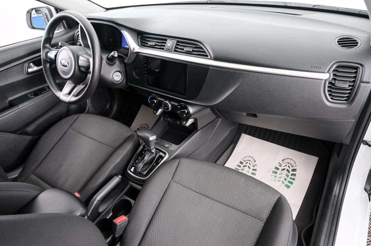 KIA Rio 12 из 23