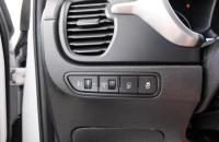 KIA Rio 19 из 23