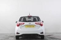 Toyota Vitz 5 из 23