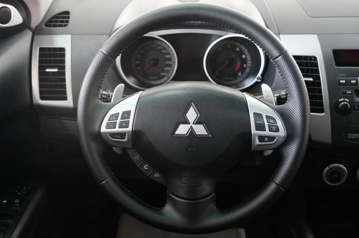 Mitsubishi Outlander 13 из 27