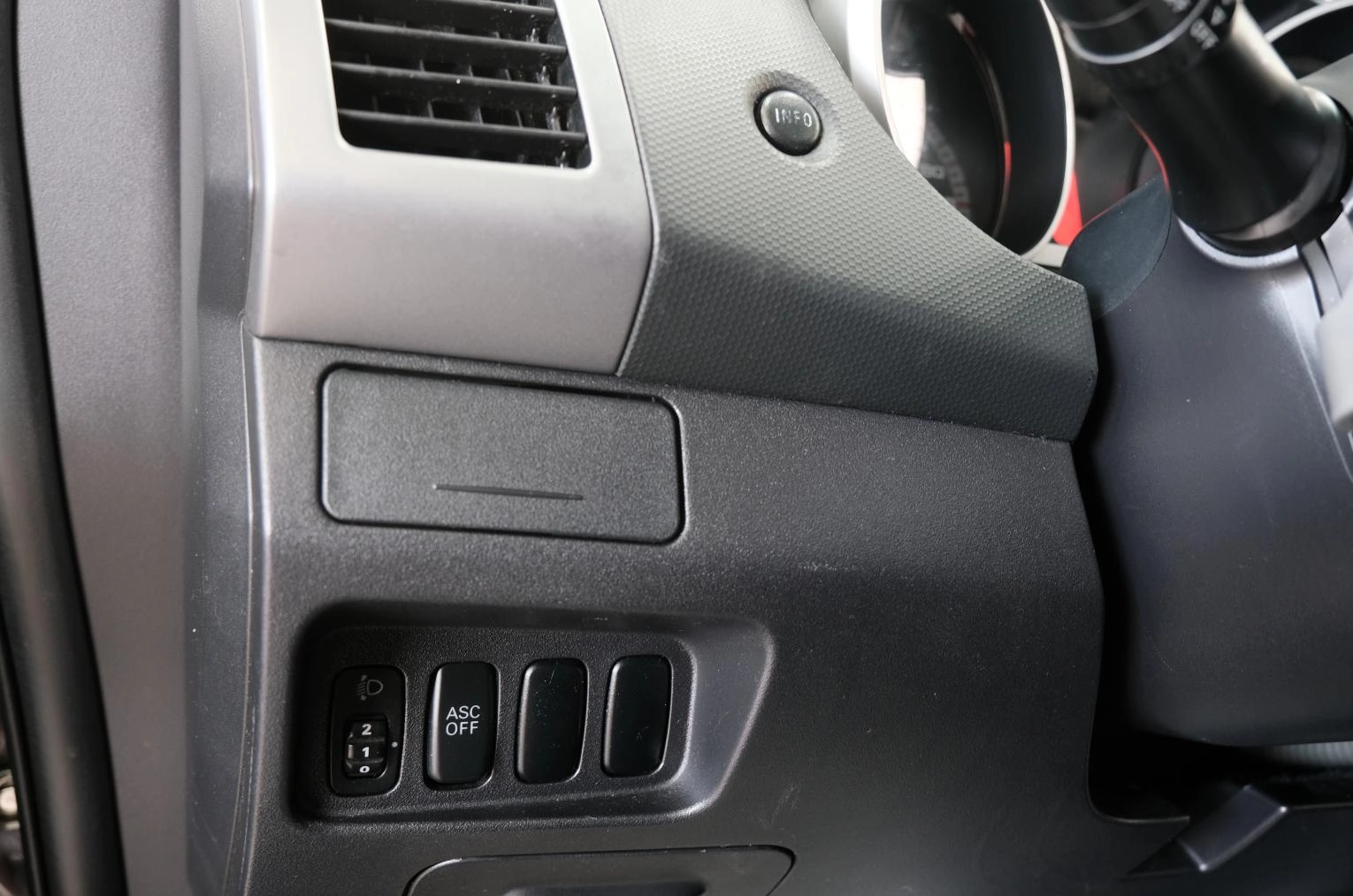 Mitsubishi Outlander 9 из 27