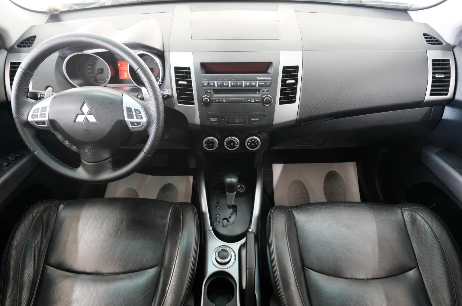 Mitsubishi Outlander 16 из 27