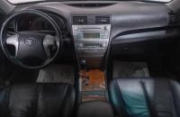 Toyota Camry 8 из 21