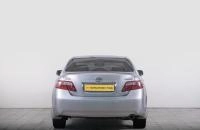 Toyota Camry 4 из 21