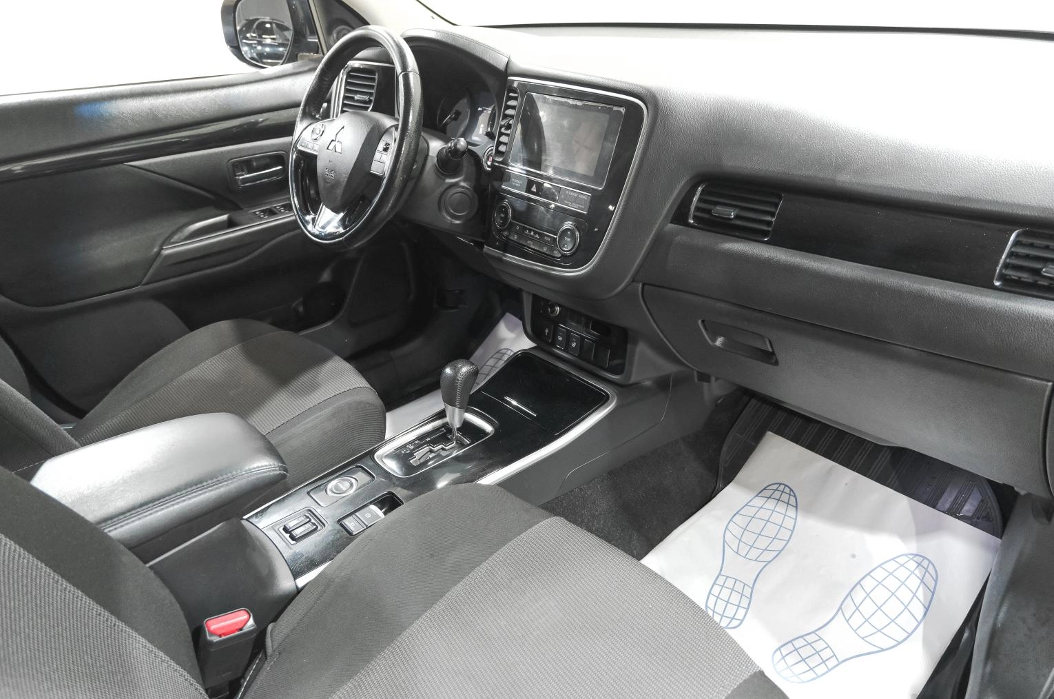 Mitsubishi Outlander 8 из 27