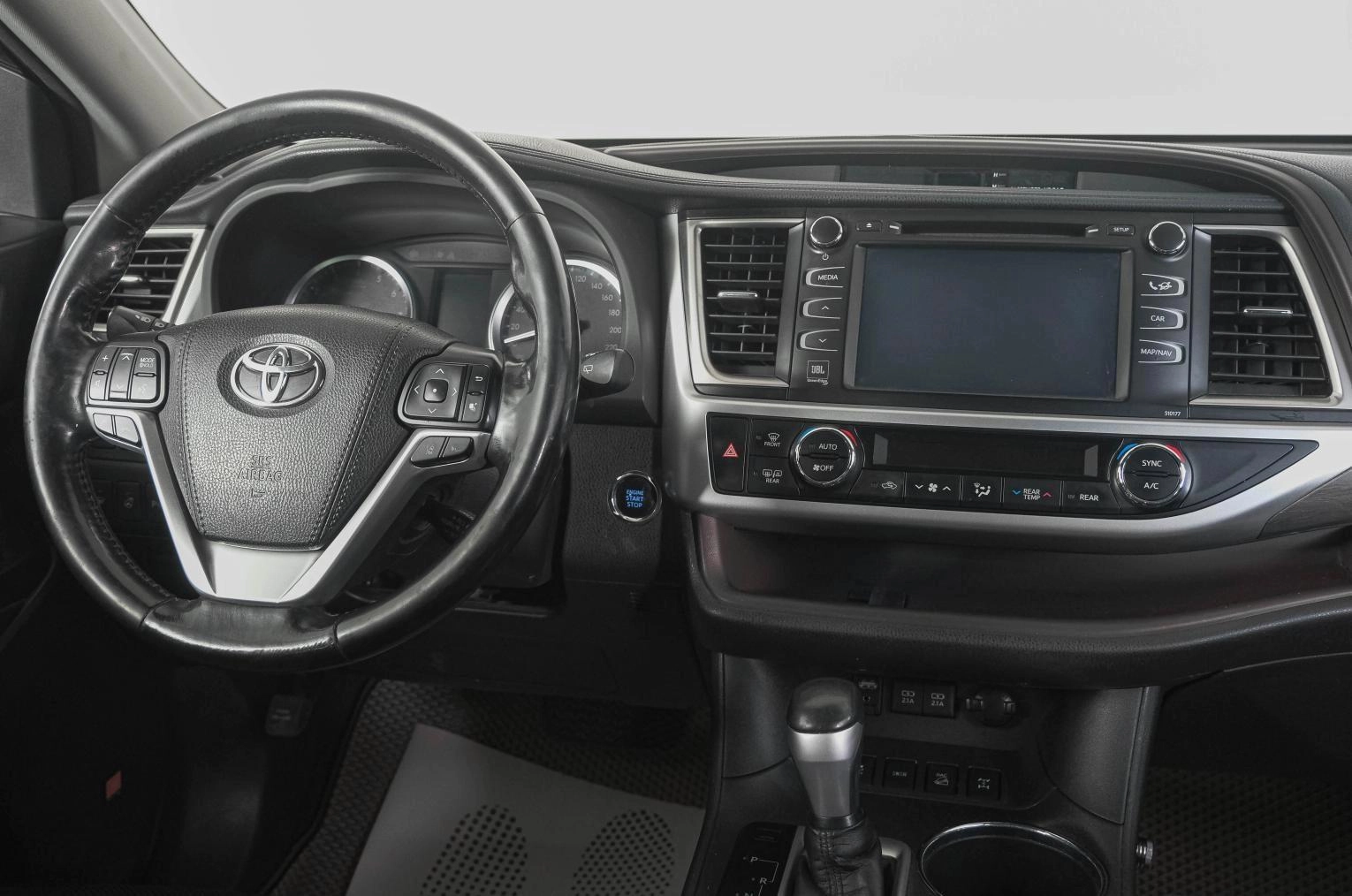 Toyota Highlander 11 из 26