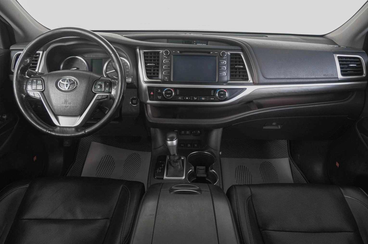 Toyota Highlander 12 из 26